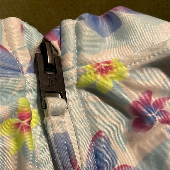 Hurley Floral Long Sleeve Rashguard One Piece Swimsuit - Picture 9 of 9